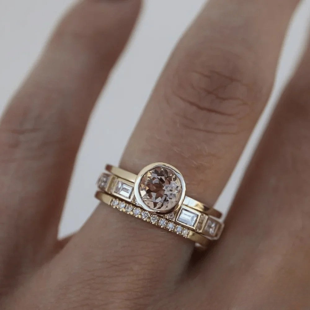Eleganter Ring mit Einlage