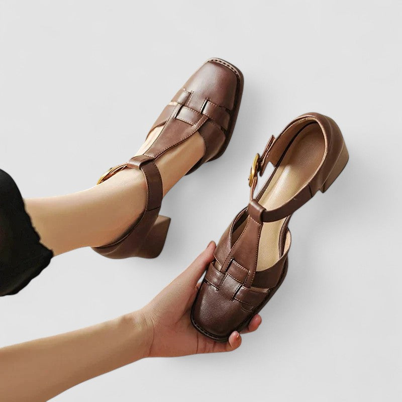 Scarlett – Orthopädische T-Strap Blockabsätze