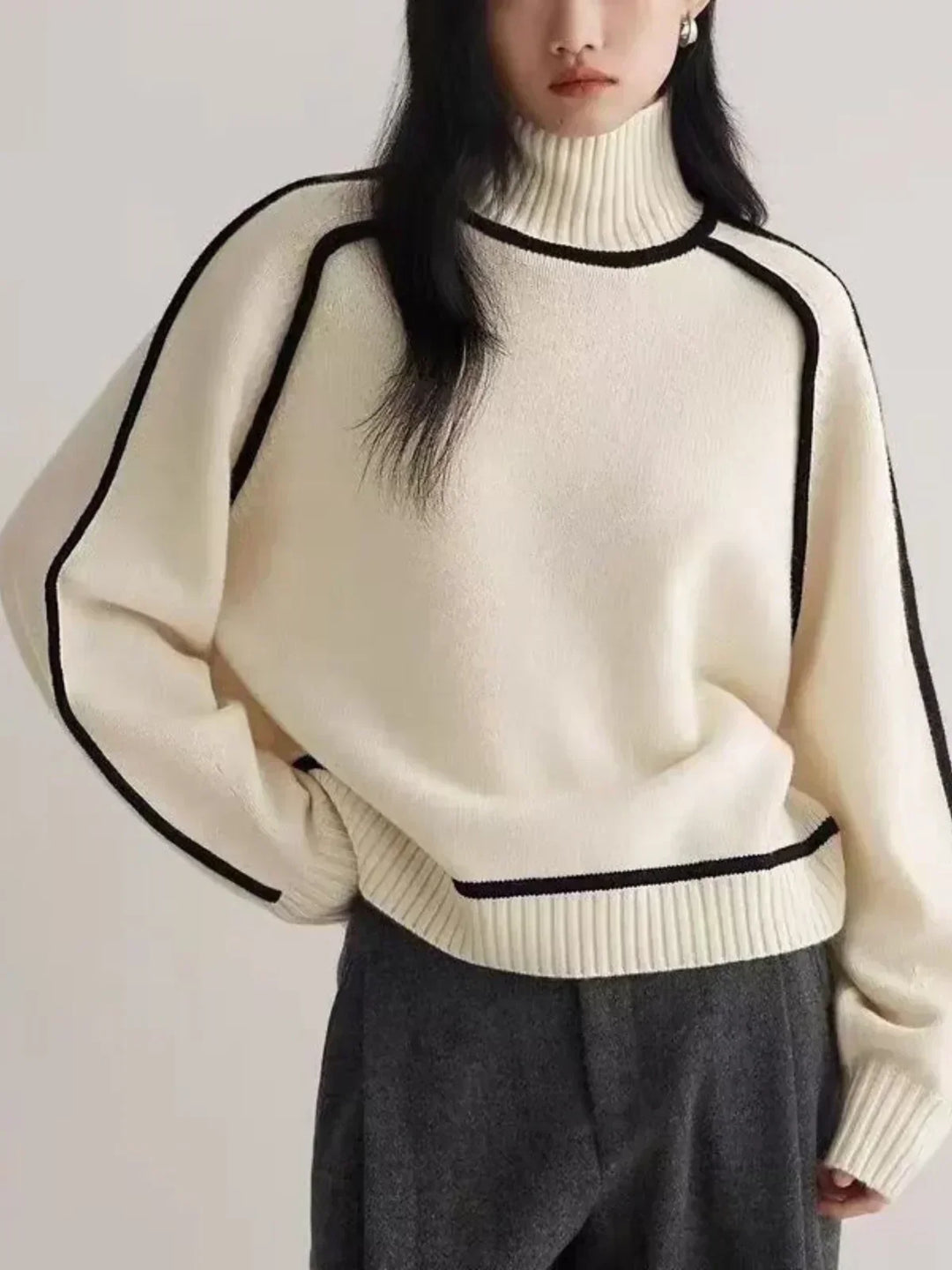Carine | Eleganter Pullover mit hohem Kragen