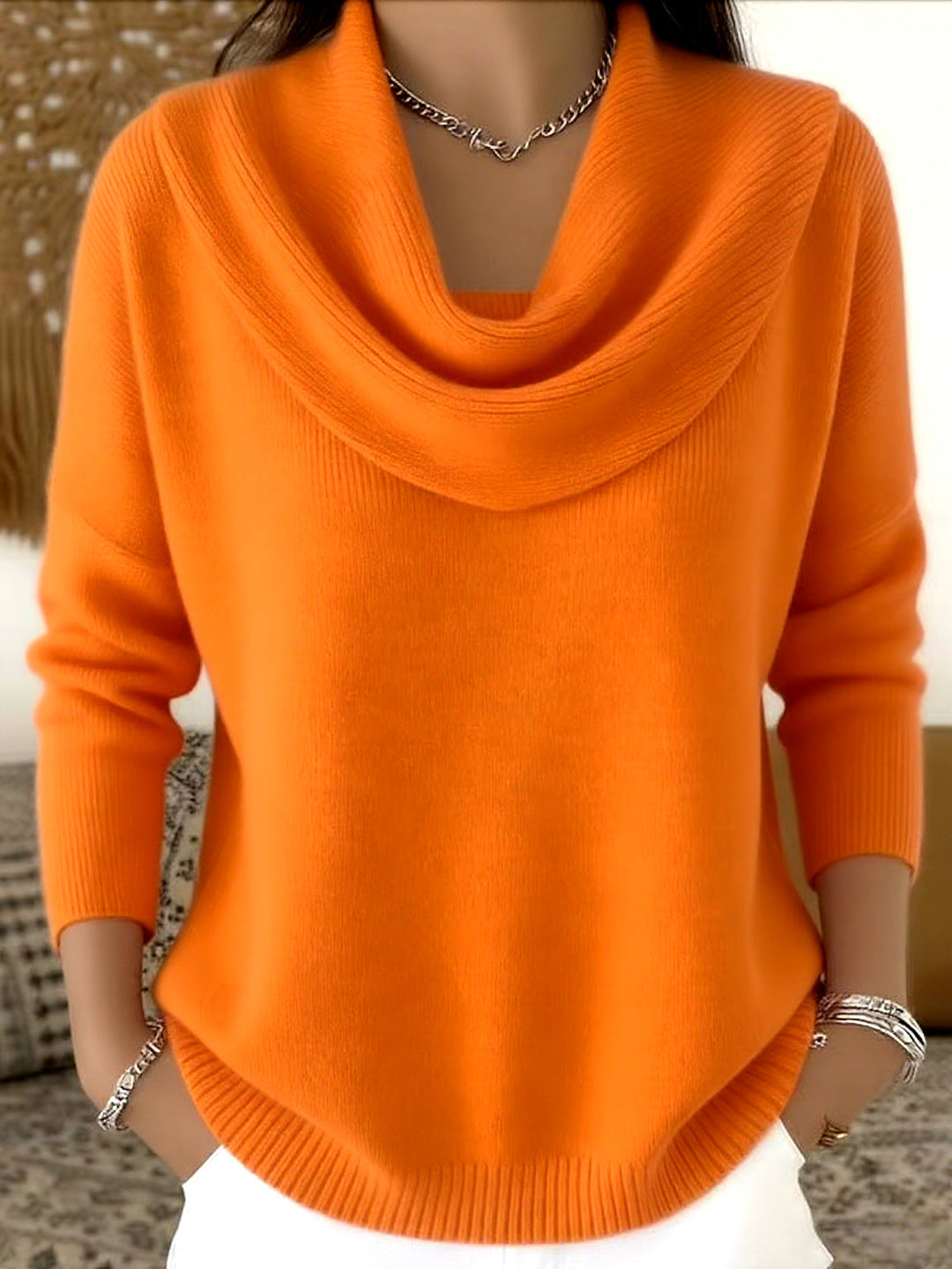 Diana | Weicher Pullover mit Rundsaum
