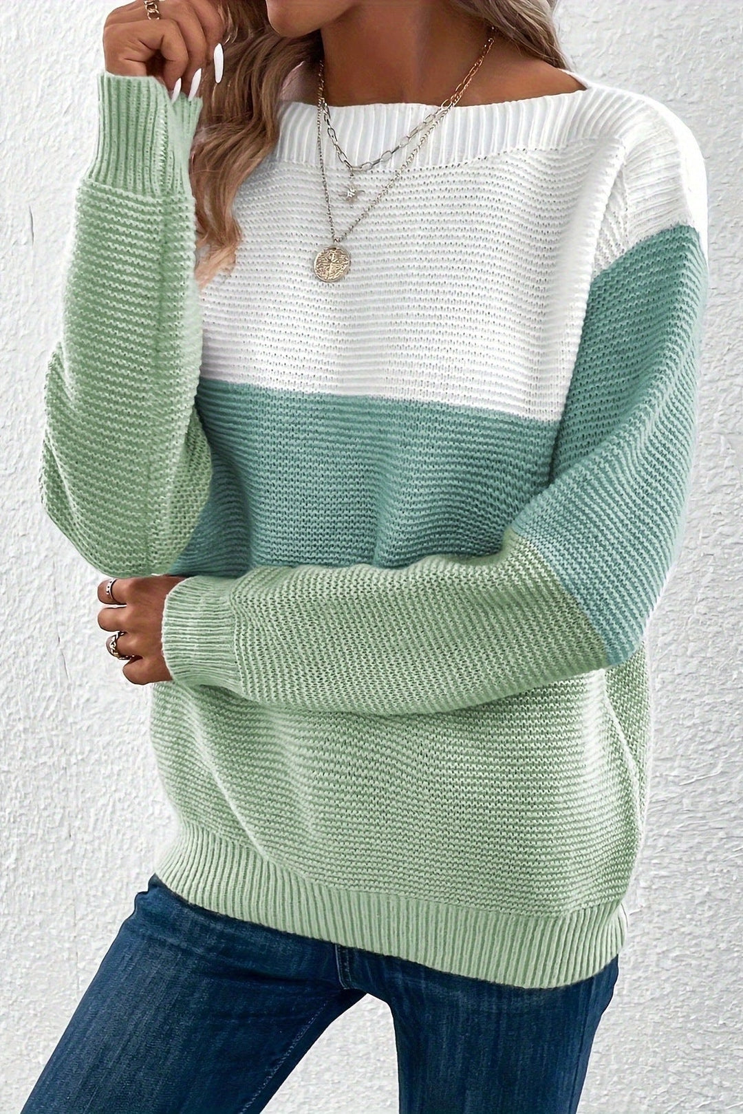 Lucia | Weicher Pullover mit minimalistischem Design