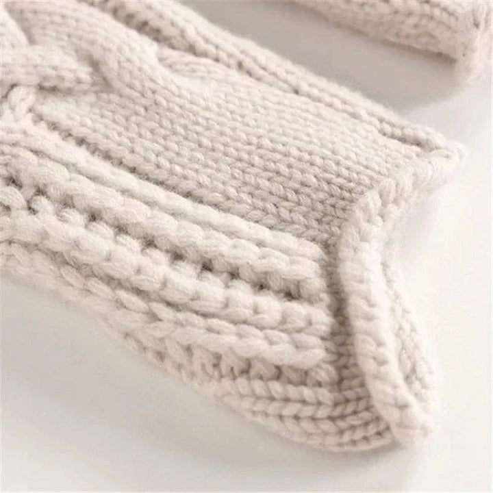 Alice | Umhüllender Pullover mit hohem Kragen
