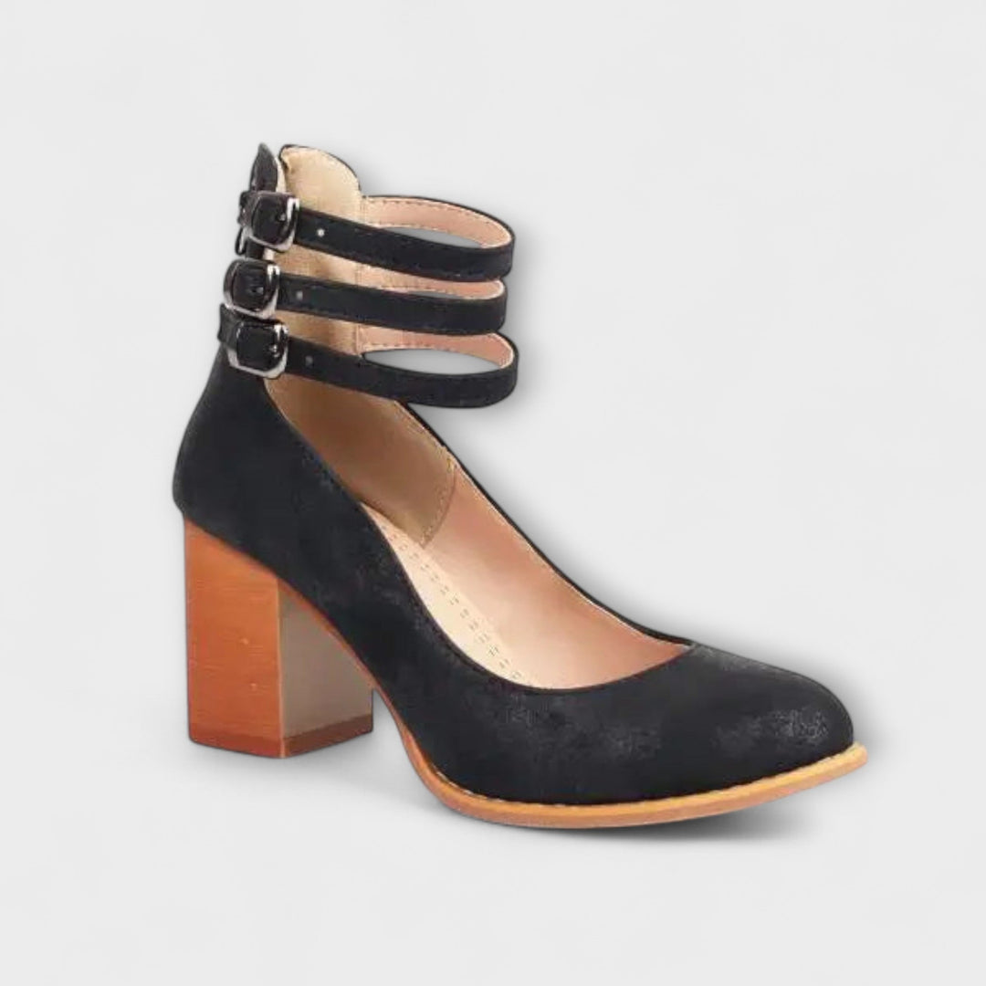 Alira – Pumps mit Knöchelriemen Design