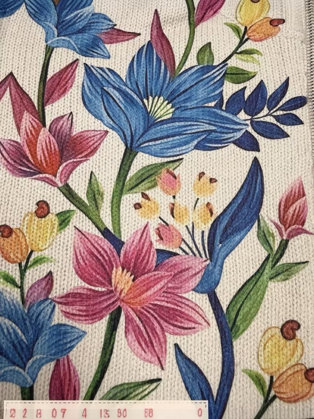 Esperanza | Strickjacke mit botanischem Blumenmuster