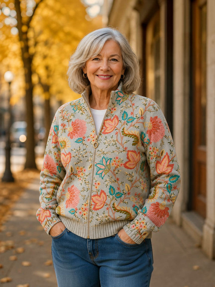 Noelia | Strickjacke mit floralem Gartenmuster